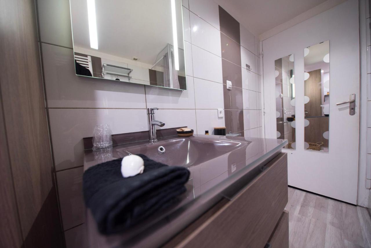 Love Suites & Spa "Le Loft" Avec Jacuzzi Privatif Médis Exteriör bild